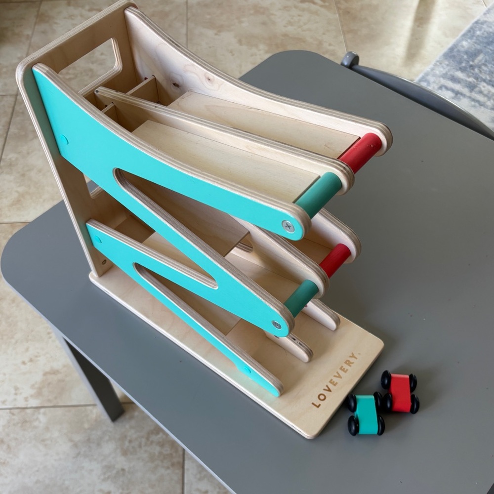 LOVEVERY Race and Chase ramp